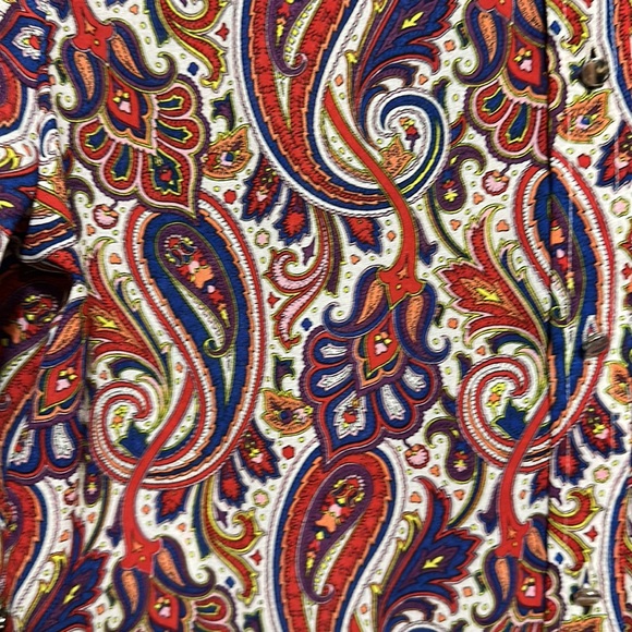 Liz Claiborne Women’s Multi Color Gorgeous Design Top Medium - Picture 2 of 7